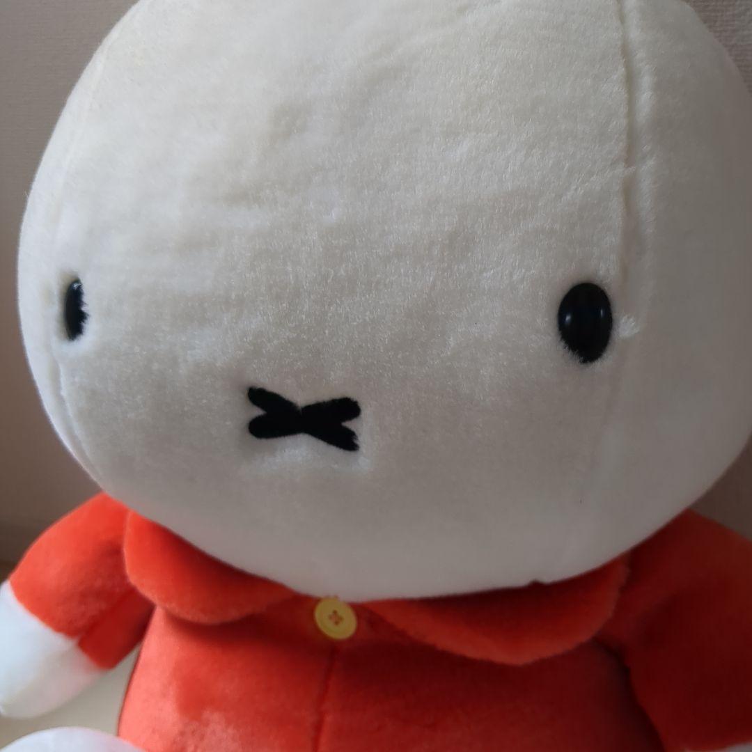 超特大　ビッグ　光る　miffy　ミッフィー　ぬいぐるみ