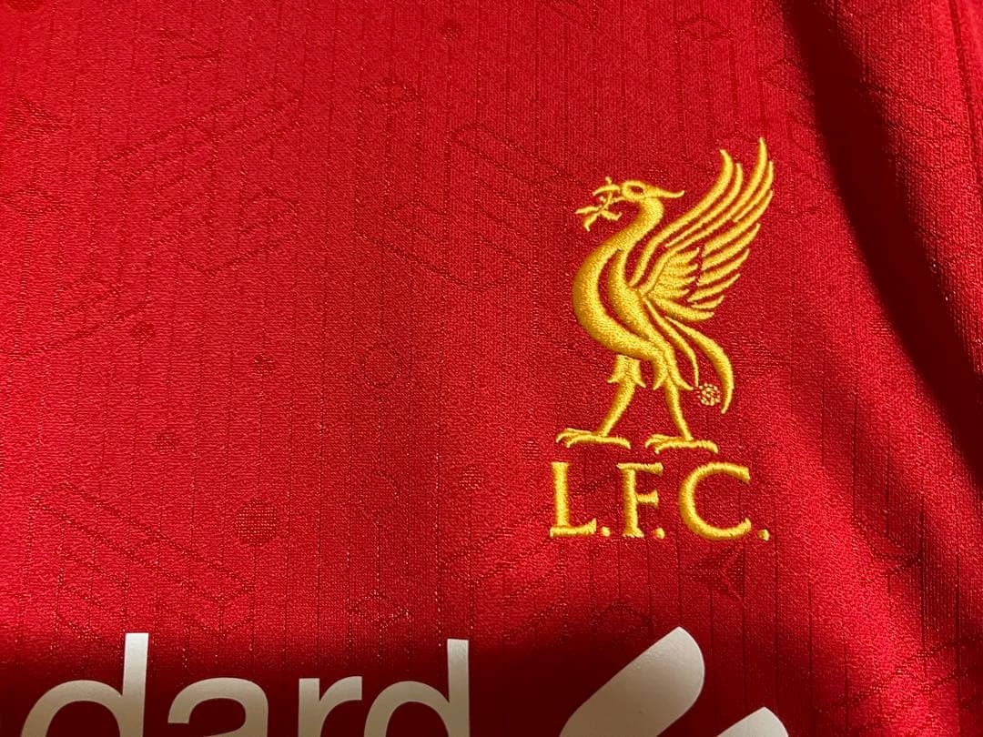 リバプールFC ジェラードユニフォーム