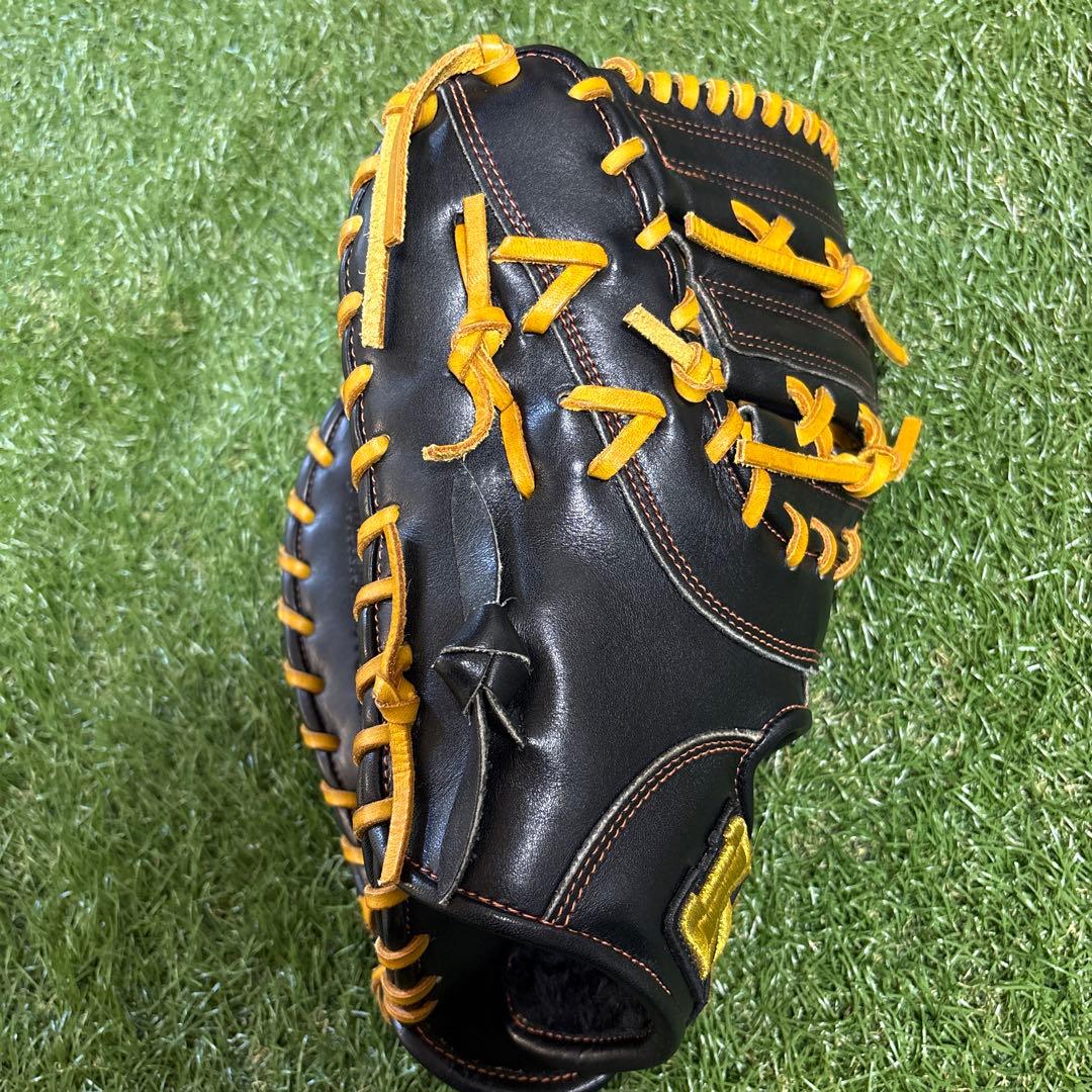 野球　ハイゴールド左用サンスポー軟式ファーストミット