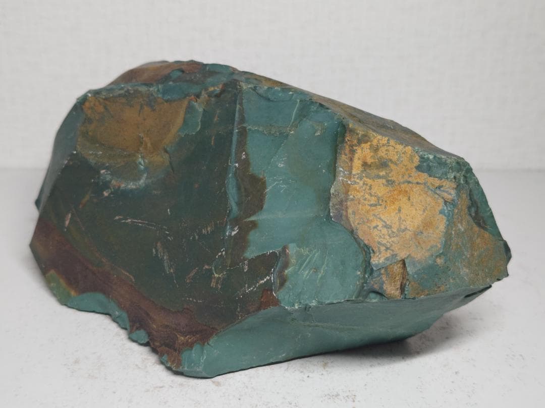 出雲石 4.3kg 碧玉 青瑪瑙 原石 鑑賞石 自然石 誕生石 鉱物 鉱石 水石