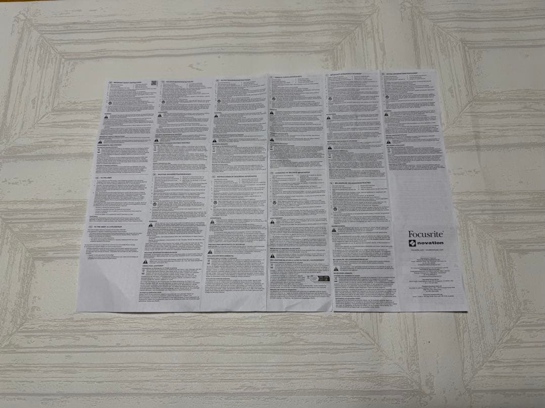 Launchkey 61 MIDIキーボード