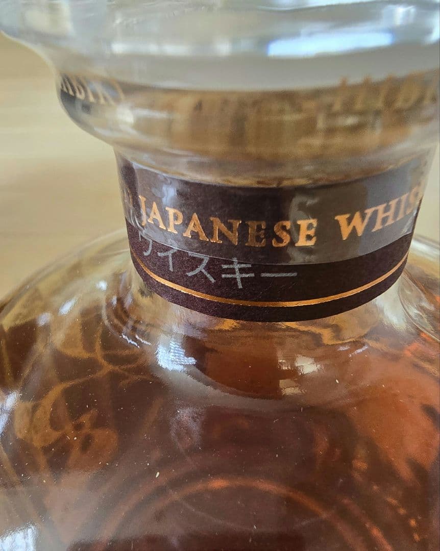 ANAファーストクラス限定　700ml 100周年記念　響　サントリー　木箱入り