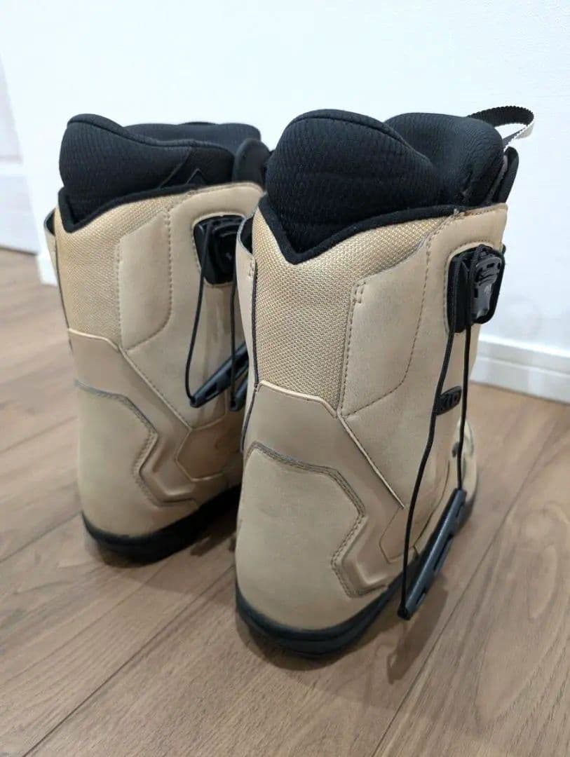 DEELUXE ディーラックス ID 　サンドカラー　25.5センチ