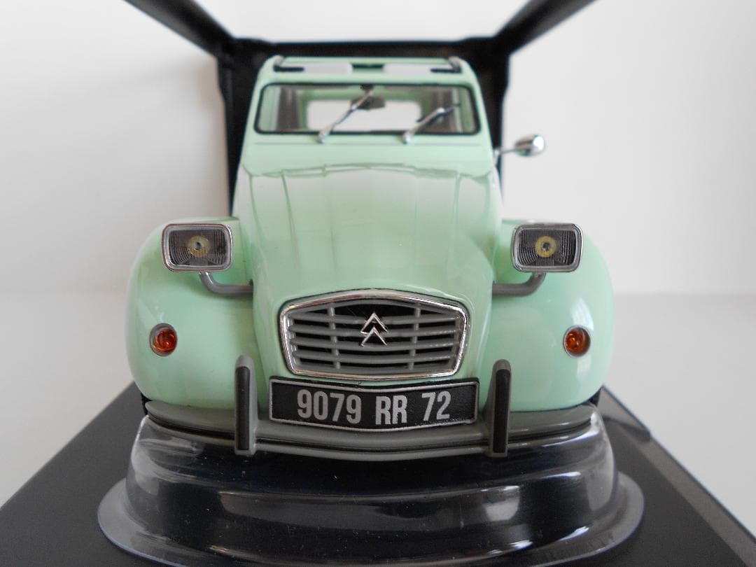 美品　1/18　ノレブ　シトロエン　2CV　ミントグリーン