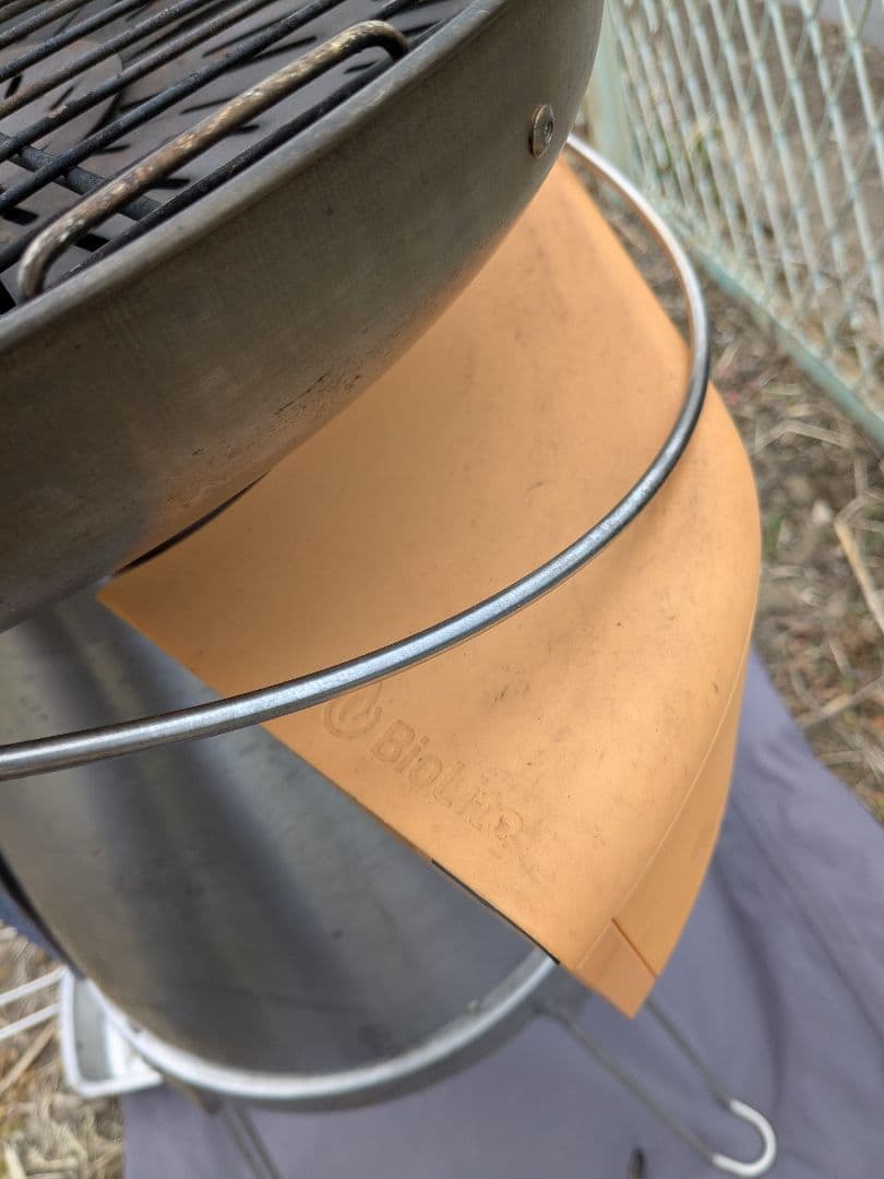 訳あり　BioLite（バイオライト）　ベースキャンプ　焚き火台　調理台