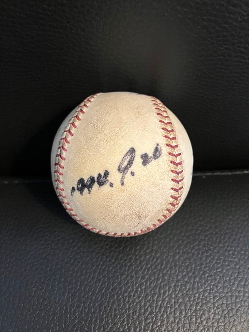 イチローさん 直筆サインボール 日付 コミッショナーマーク入り