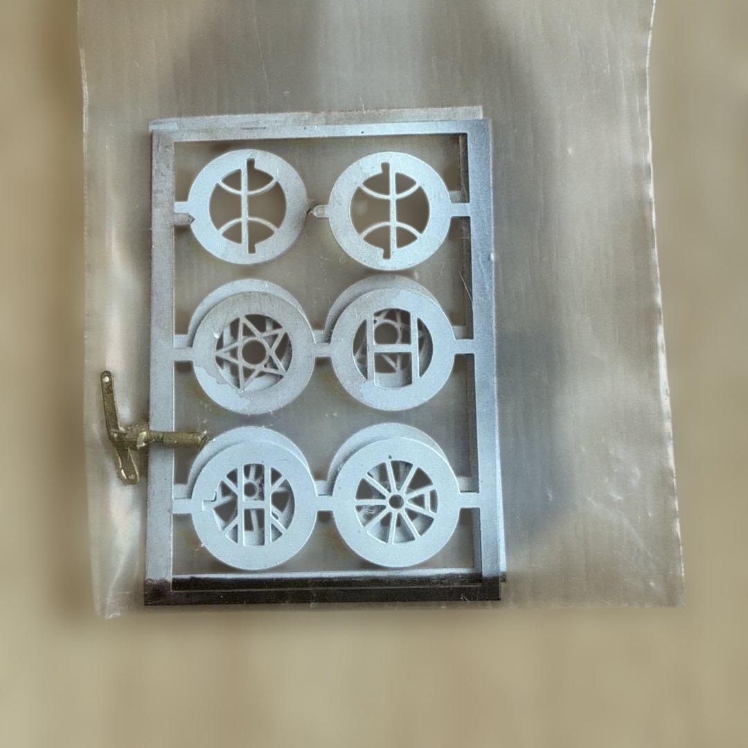 レア　古典型　給水塔　ストラクチャーシリーズ　完成？￼