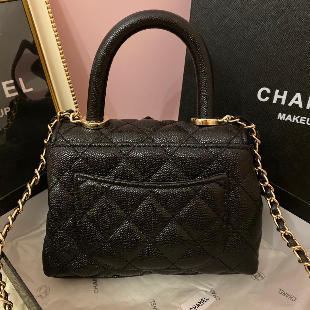 y*y様 CHANEL ノベルティ キルティング　チェーンバッグ