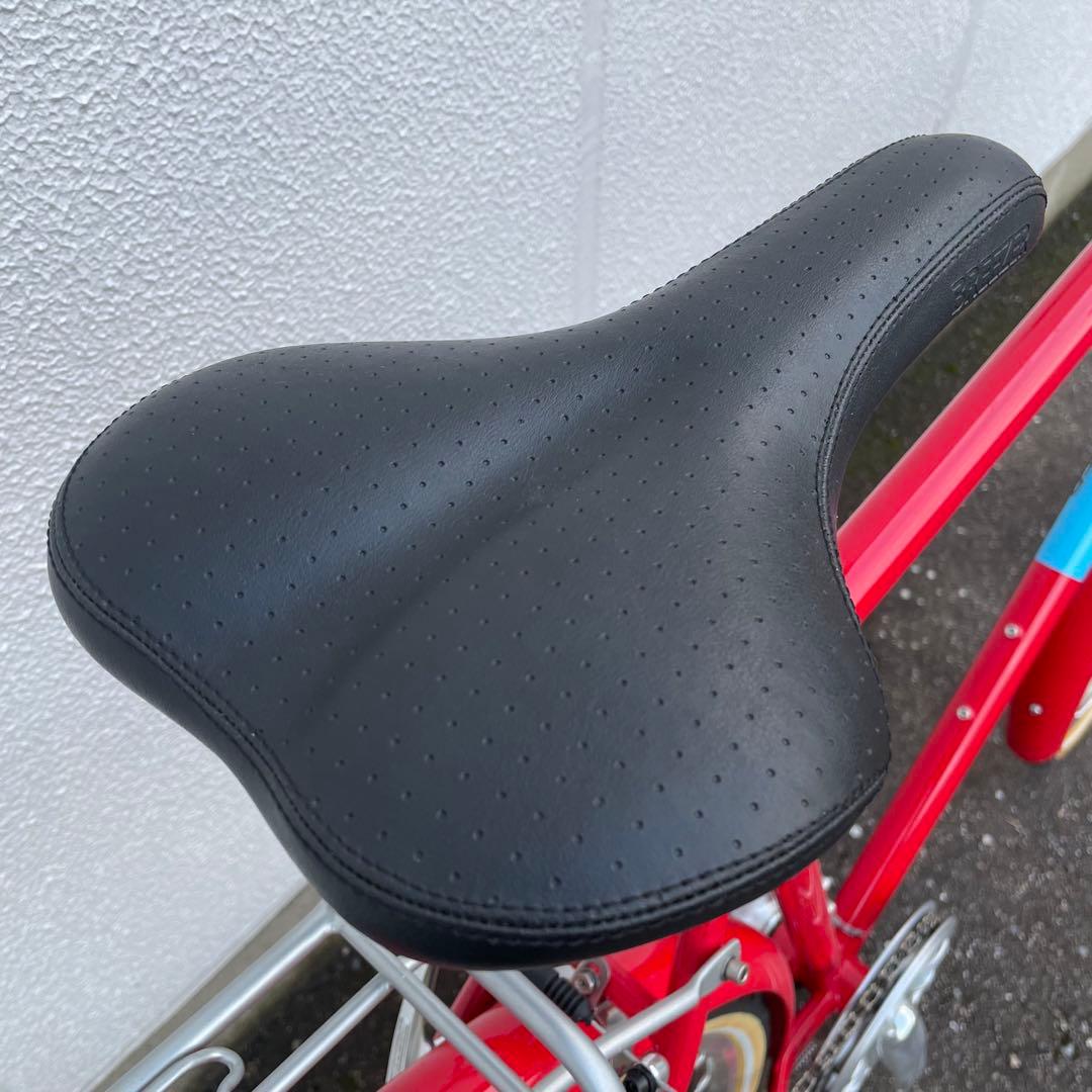 新品美品 街乗り用クロスバイク 身長170-183cm 8段変速 定価9.8万円