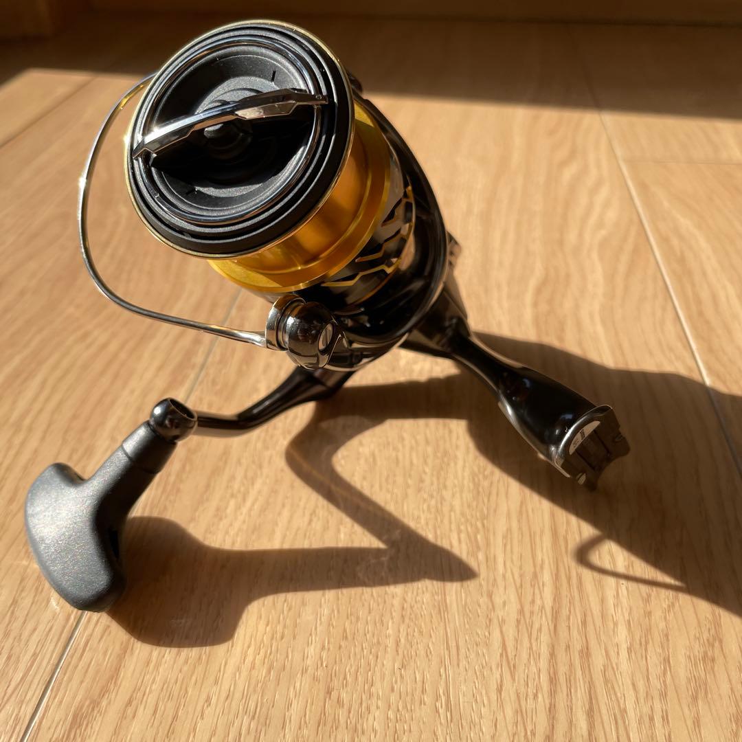 SHIMANO シマノ 20 ツインパワー C3000MHG