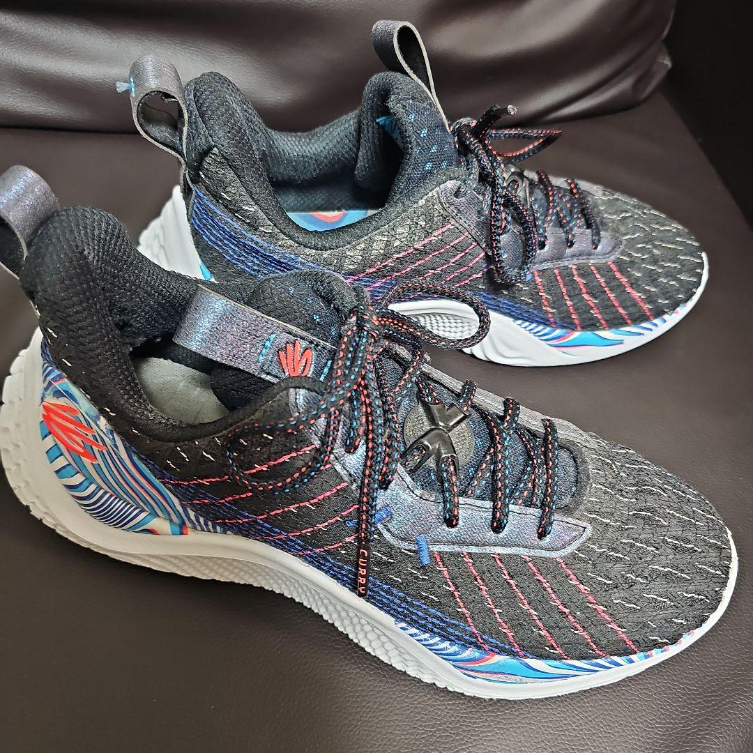 土日限定割引！ カリー 10magic UNDER ARMOUR 27cm