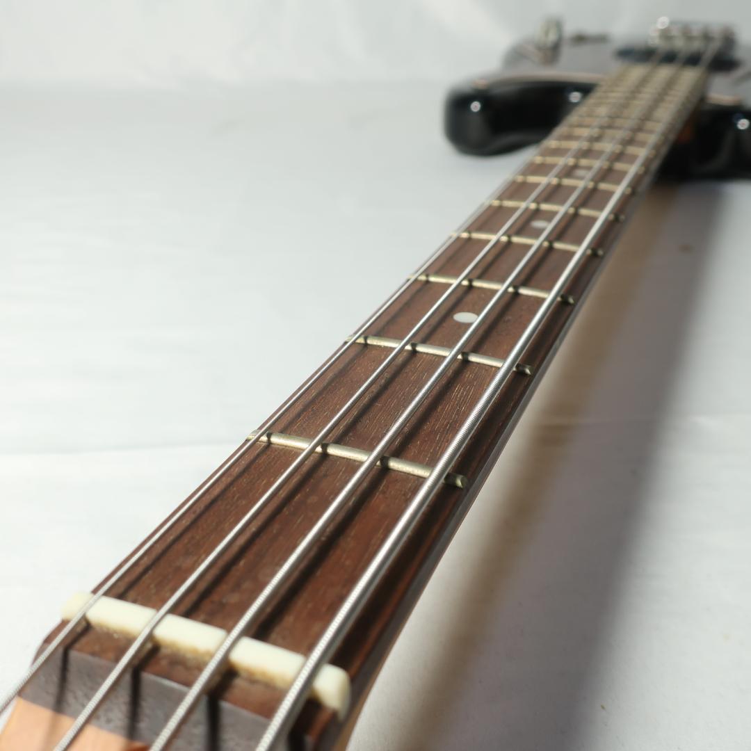 SELDER エレキベース プレシジョンベースタイプ ケース付 弦交換済