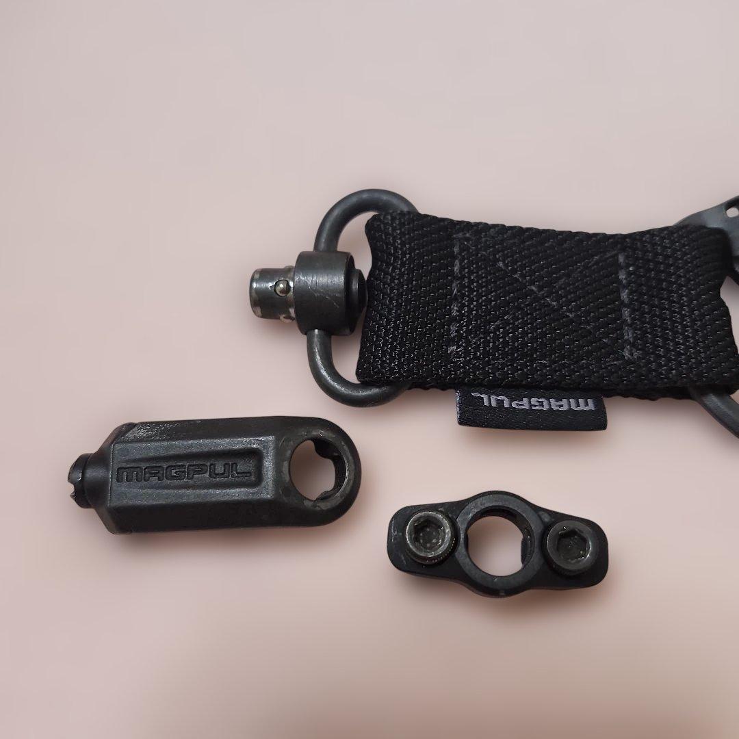 Magpul ショルダースリング 取り付け金具2点付き