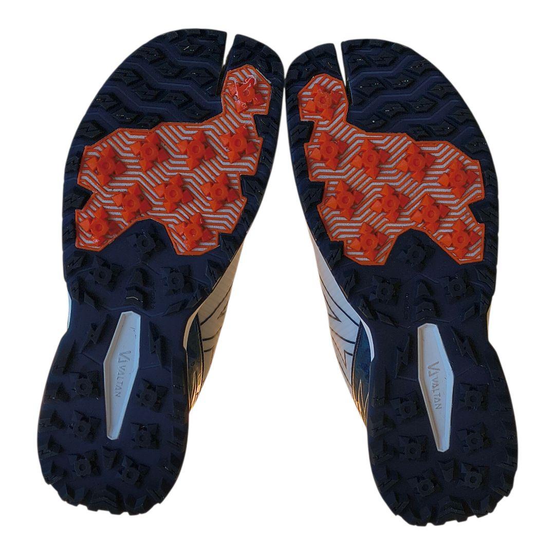 ♠【ヴァルタン】✨極美品　足袋ゴルフシューズ　ホワイト/白　27