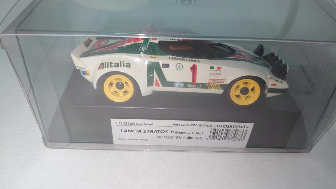 京商ミニッツ　ランチアストラトス　ボディ