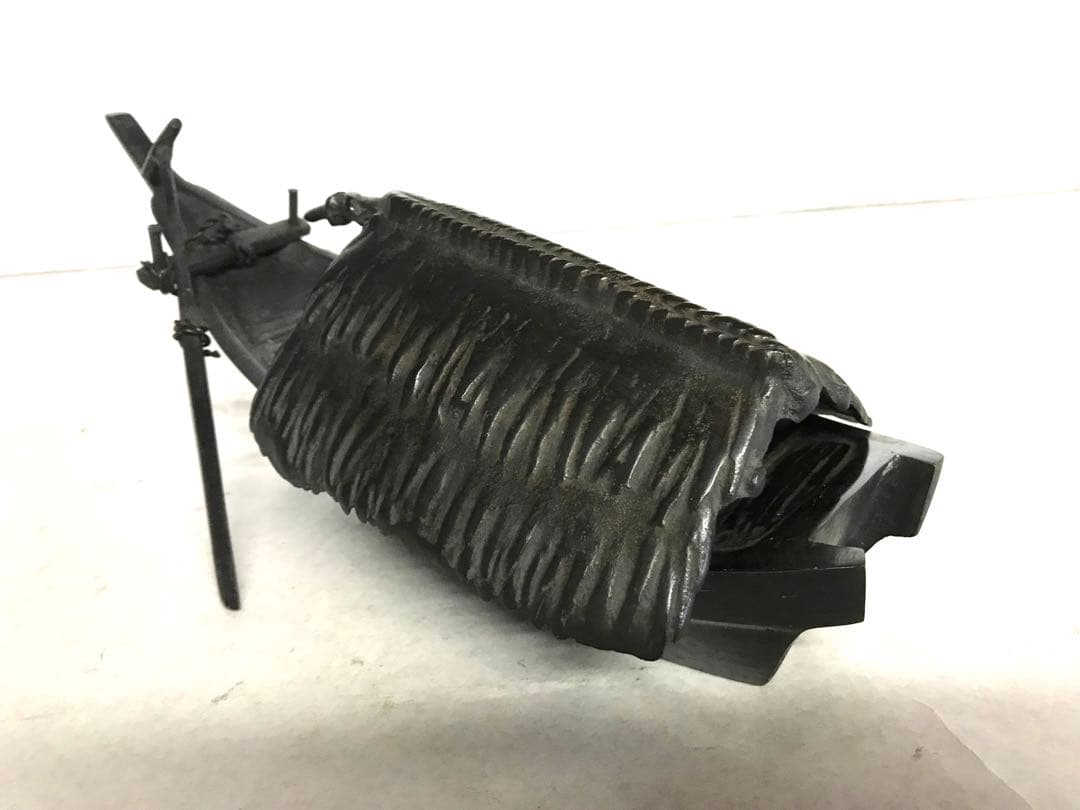銅製:舟香炉
