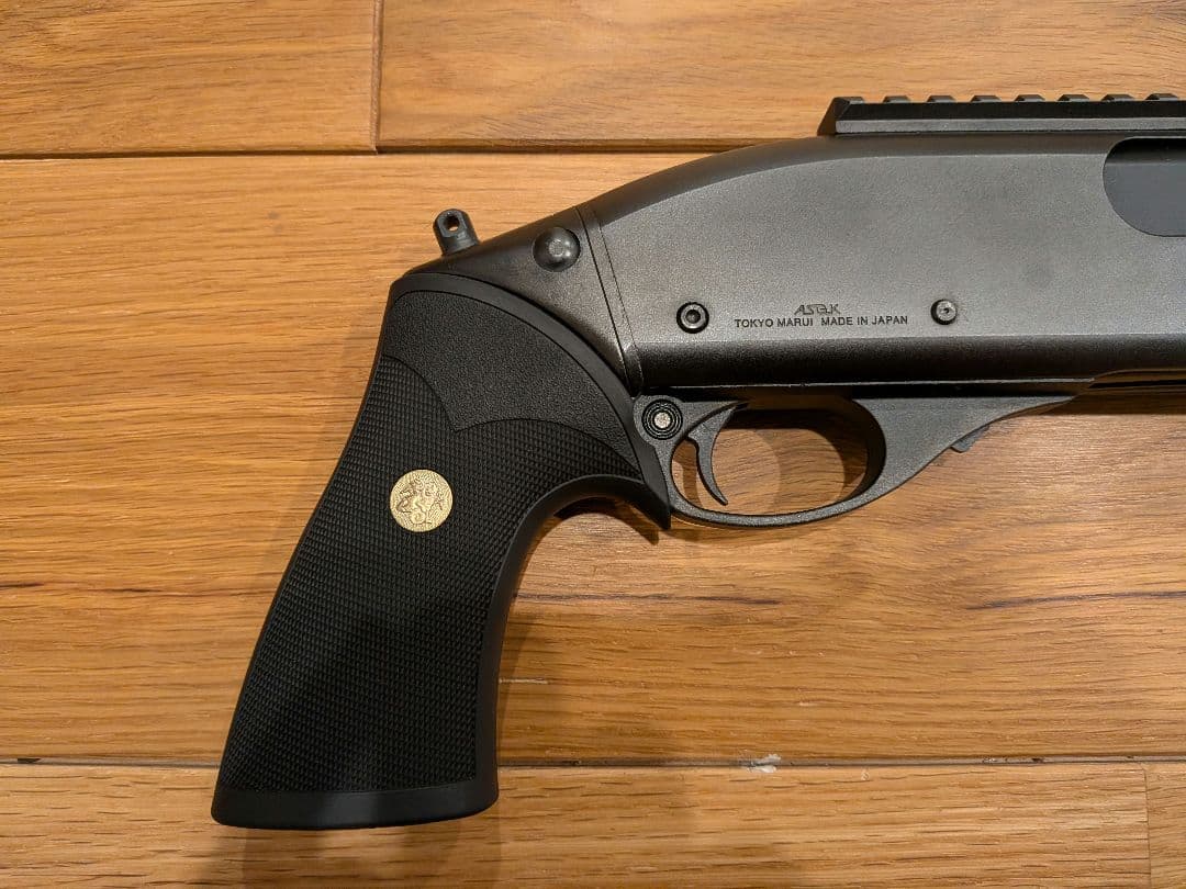 東京マルイ　M870　ブリーチャー　ガスショットガン