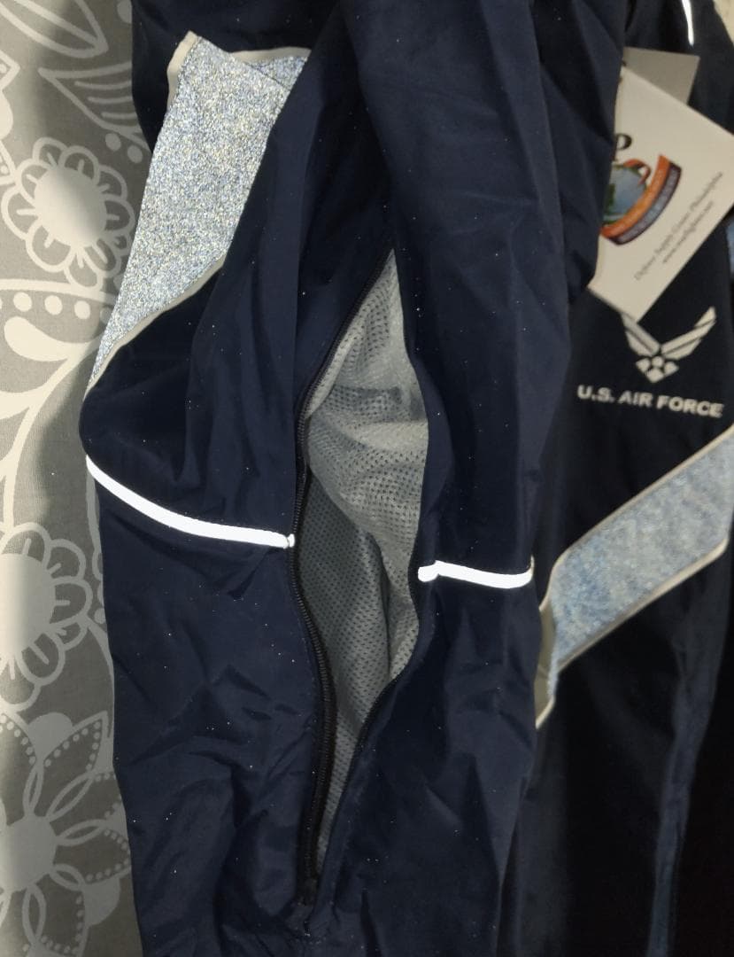 米空軍 USAF PTU トレーニング ジャケット (XXL/S)