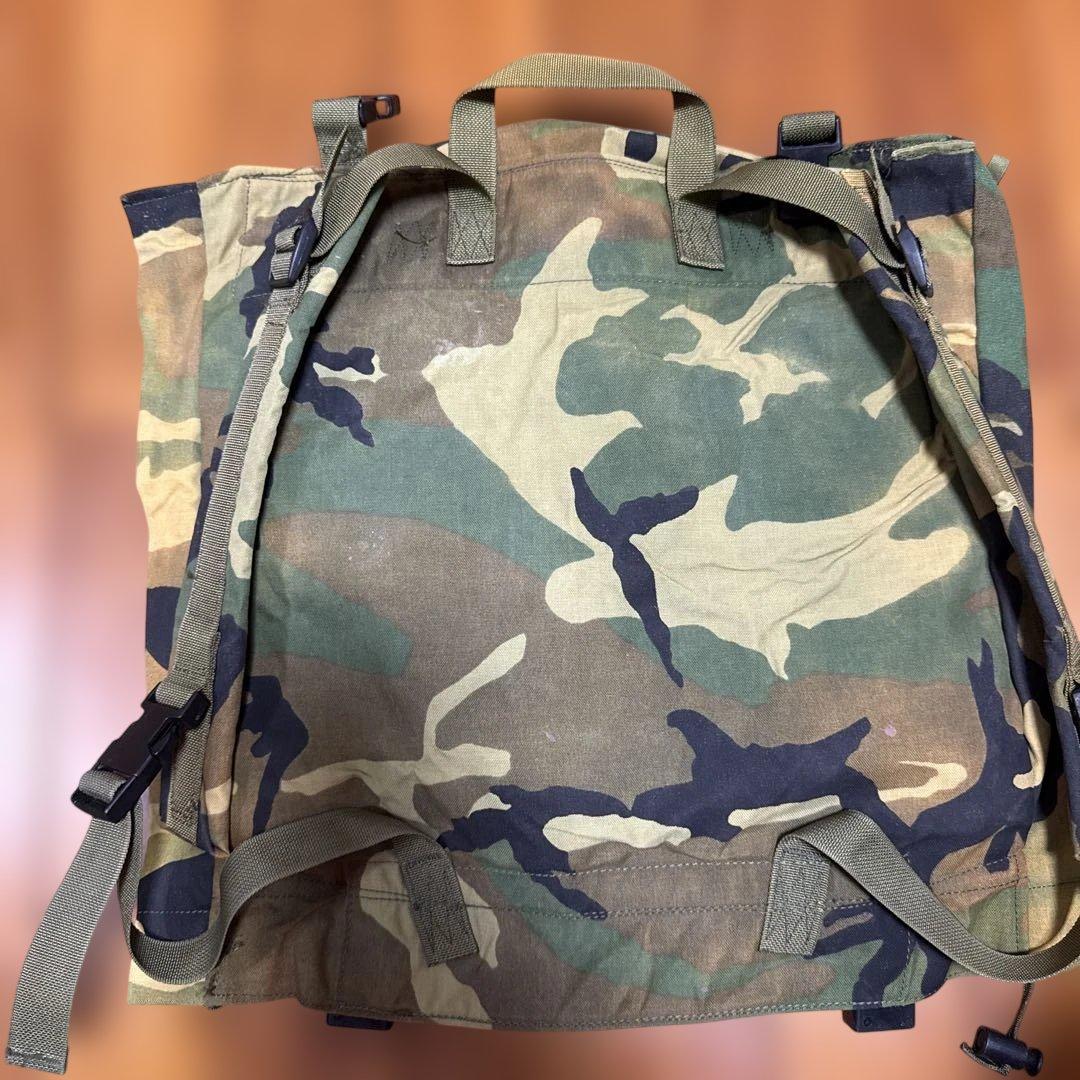 コンバット・パトロールパック（IIFS/CFP-90)ウッドランドカモ 未使用品