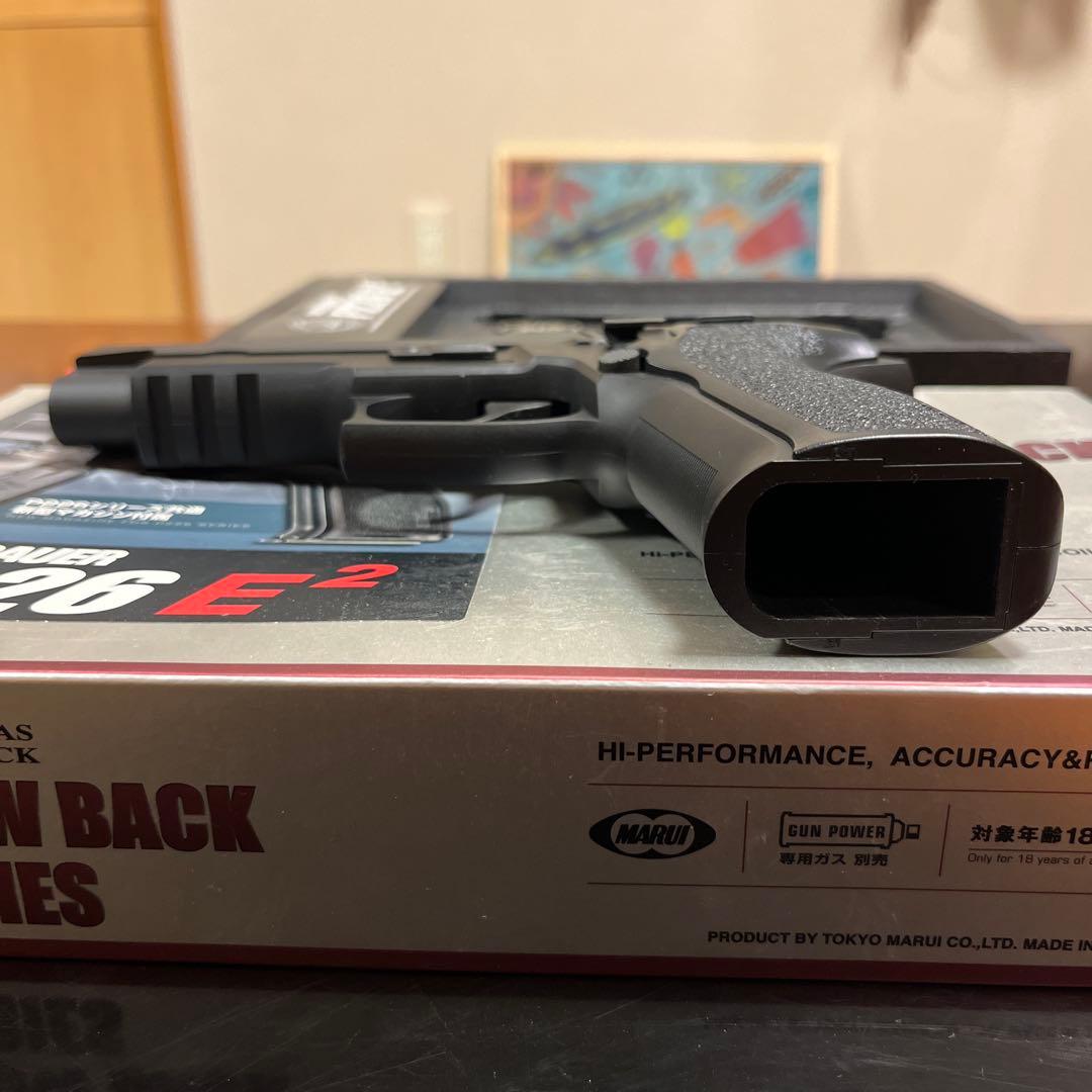 ト*モ様 東京マルイ ガスブローバックガン SIG SAUER P226 E2