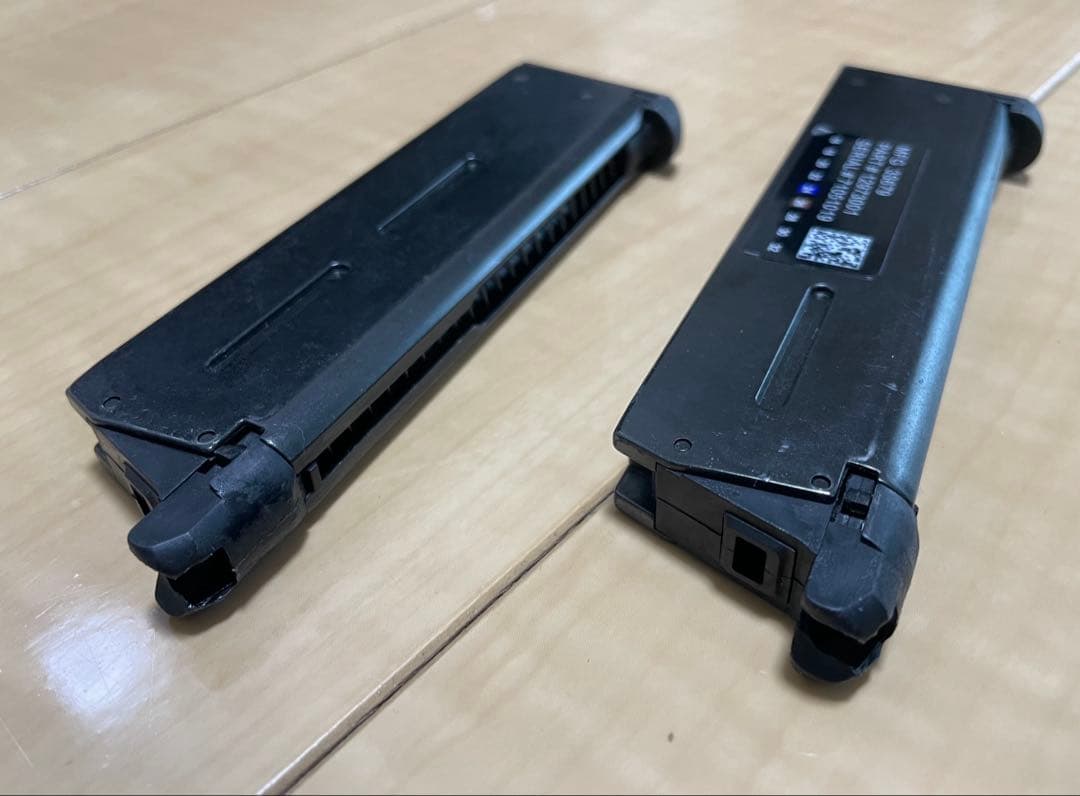 東京マルイ M45A1 BLACK シリーズ70フレーム付き スペアマガジン付属