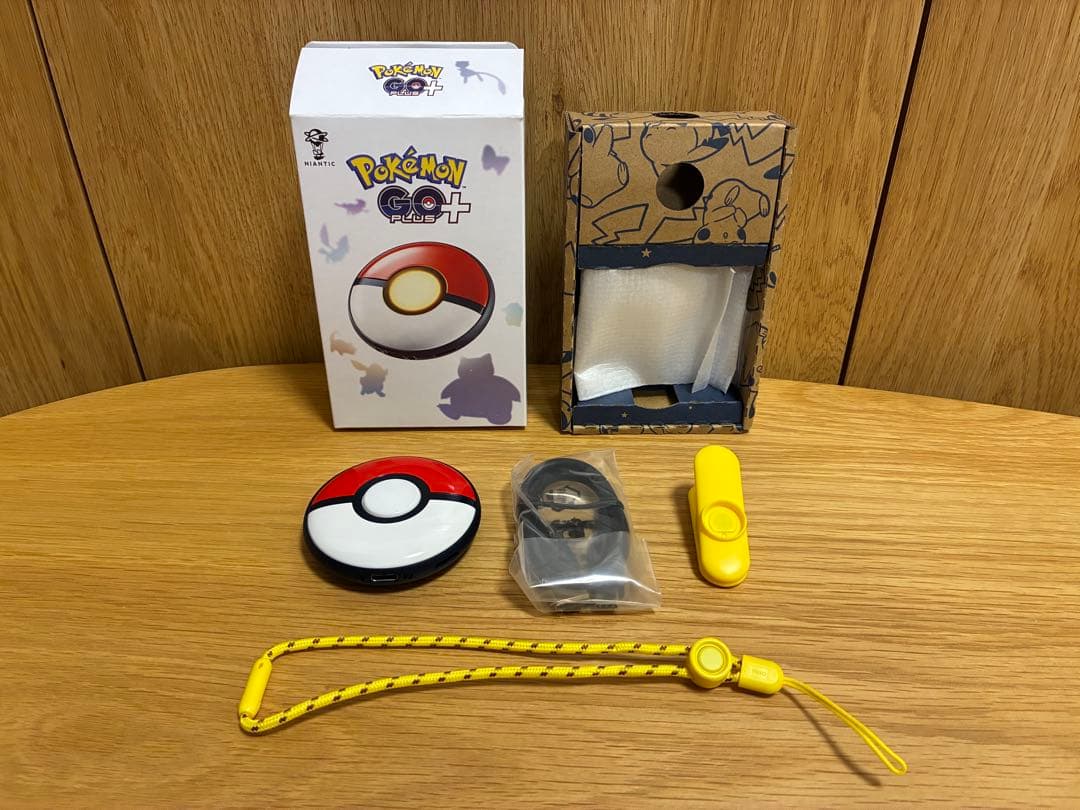 ポケモンGO Plus + (ポケモンGOプラスプラス)