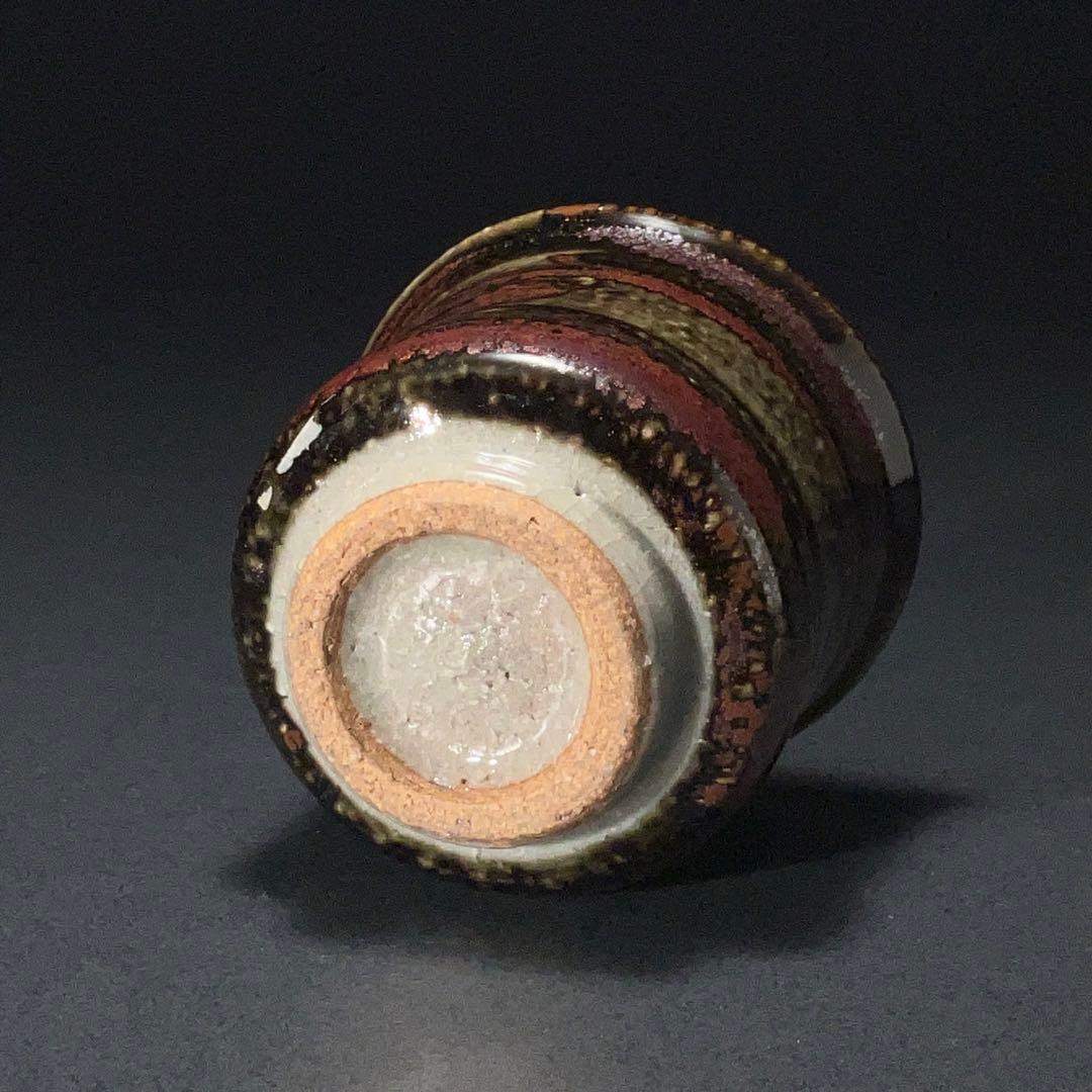 【ぐい呑・盃】袖師焼　尾野晋也作 酒盃 　酒器　花図　共箱　R1204ダU3