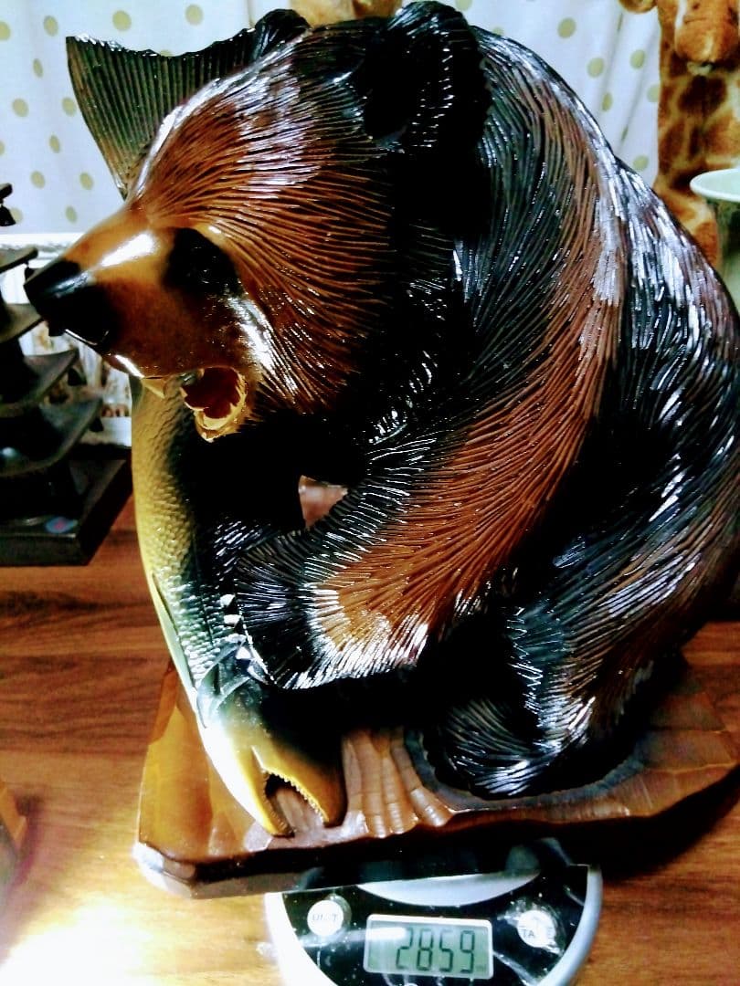 超綺麗＆超豪華.特大.木製クマと魚の彫刻 約2.86kg