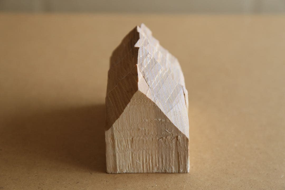 高野夕輝 日高山脈 山脈 木彫り熊 彫刻 木彫 オブジェ 作家 1