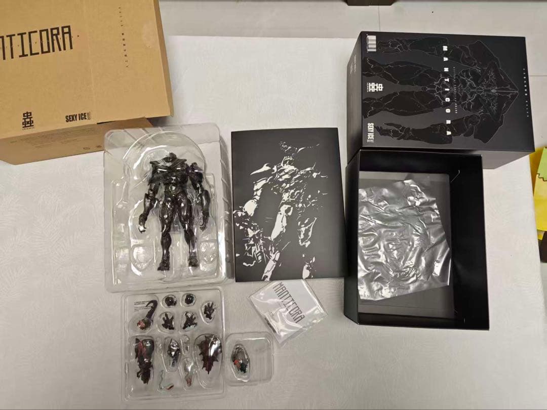 蟲シリ一ズ 人工進化実験体 B0199 マンティコラ （汎用型肅清者 特典付き