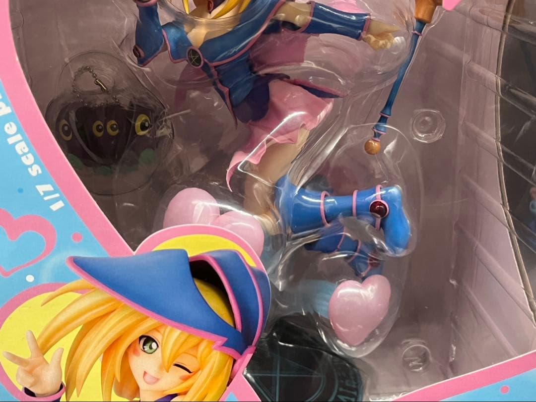 ◇【新品未開封】遊戯王 20th 劇場版ブラック・マジシャン・ガール フィギュア