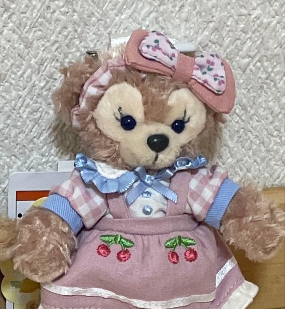 テイスティーサマーサプライズ シェリーメイ　ダッフィー ぬいぐるみバッジ