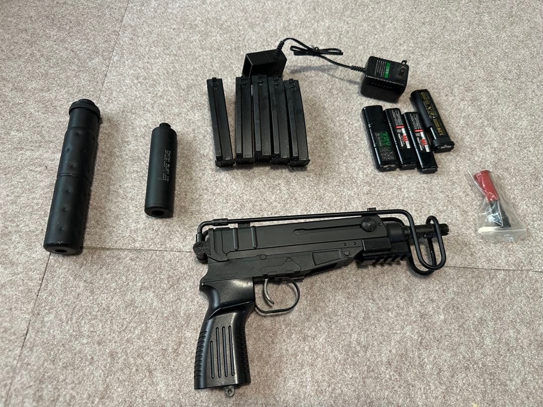 東京マルイ　電動Vz61スコーピオン