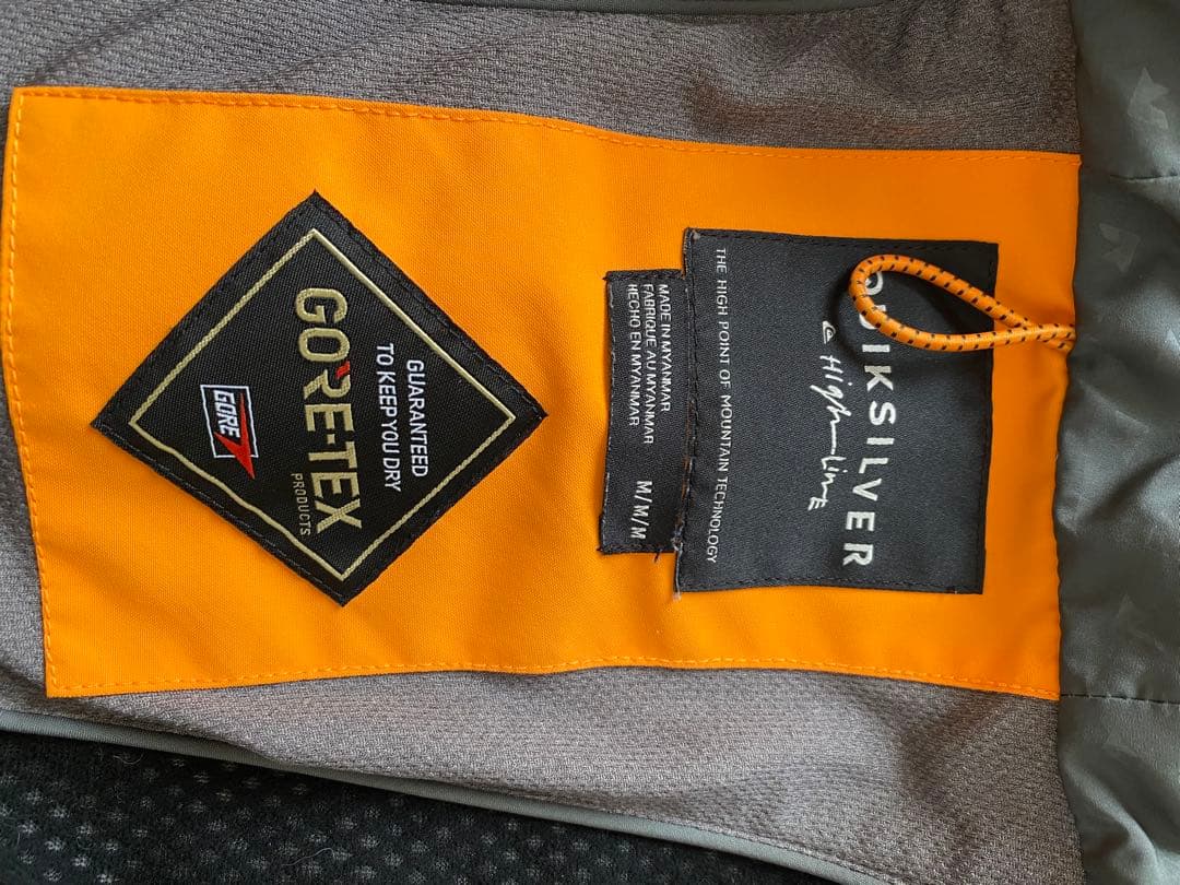 クイックシルバー　スノボウェア　GORE-TEX