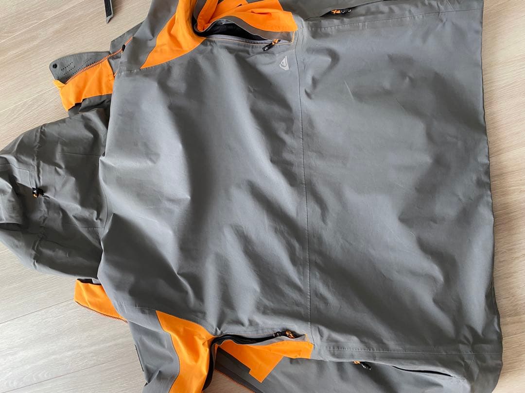 クイックシルバー　スノボウェア　GORE-TEX