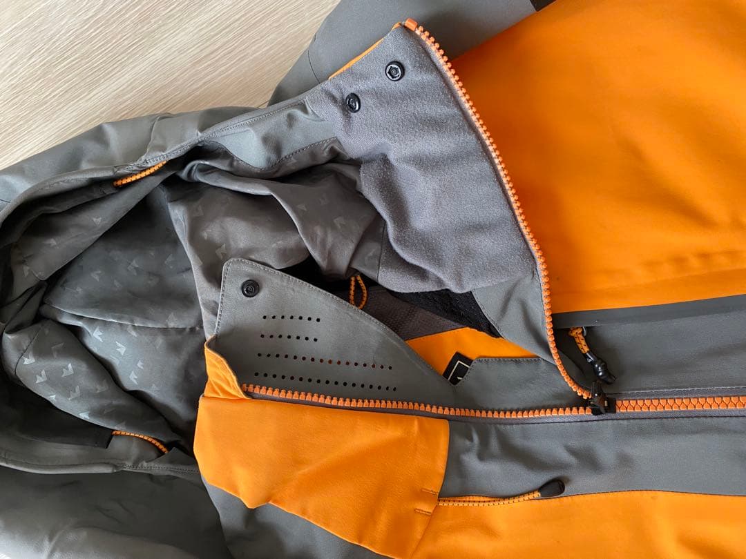 クイックシルバー　スノボウェア　GORE-TEX