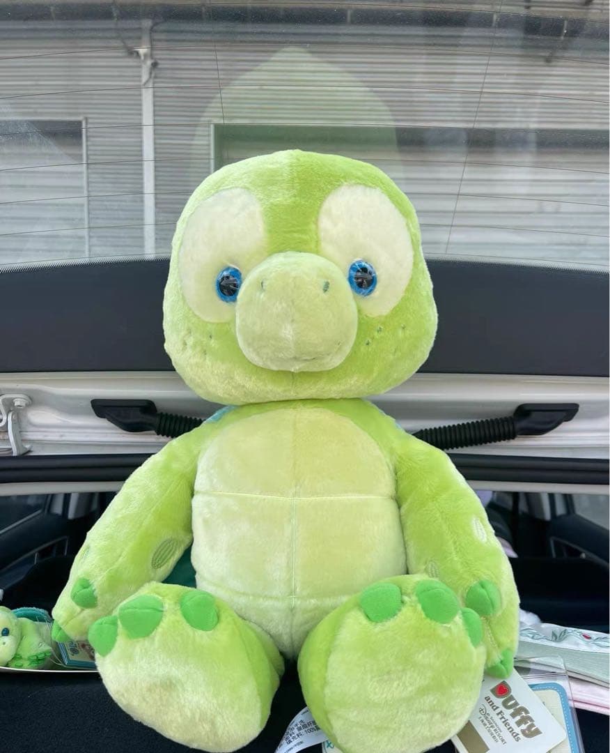 上海ディズニー限定　オルメルぬいぐるみMサイズ