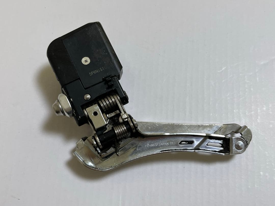 シマノ　アルテグラ FD-6870 フロントディレイラー di2 電動