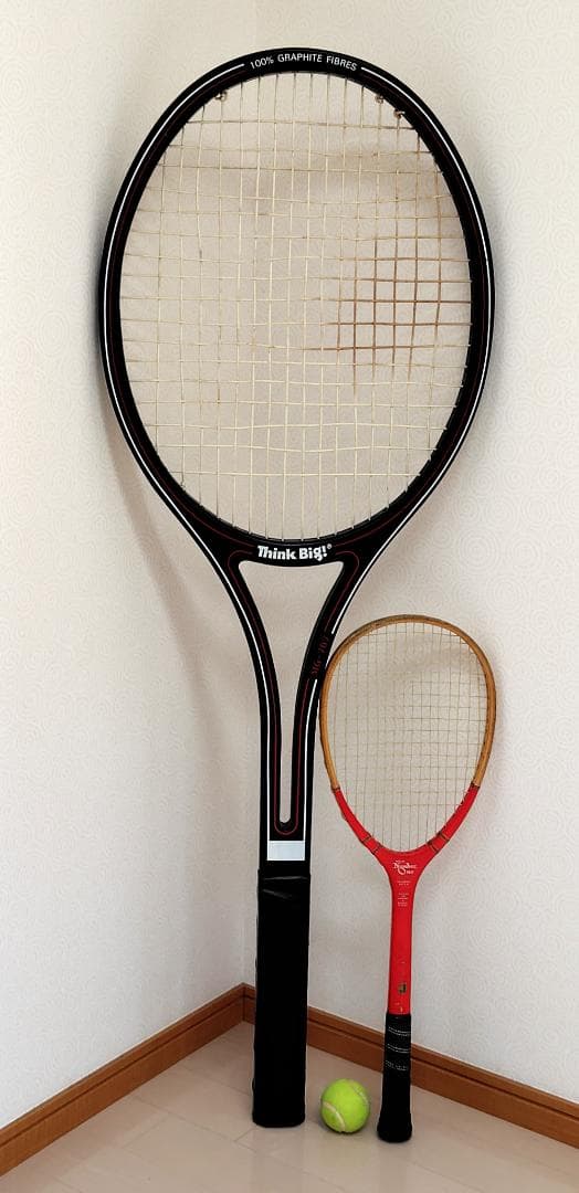 テニスラケット THINK BIG　展示用　希少