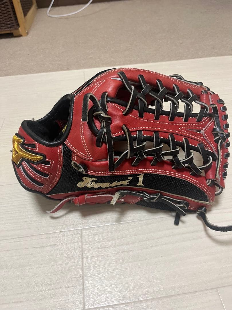 Mizuno Jr. 1 野球用グローブ 赤黒