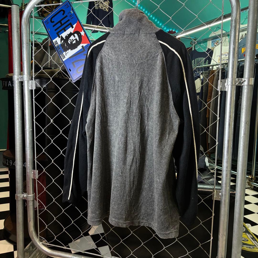 bitch skateboards フリースジャケット　黒グレー　ビッチ