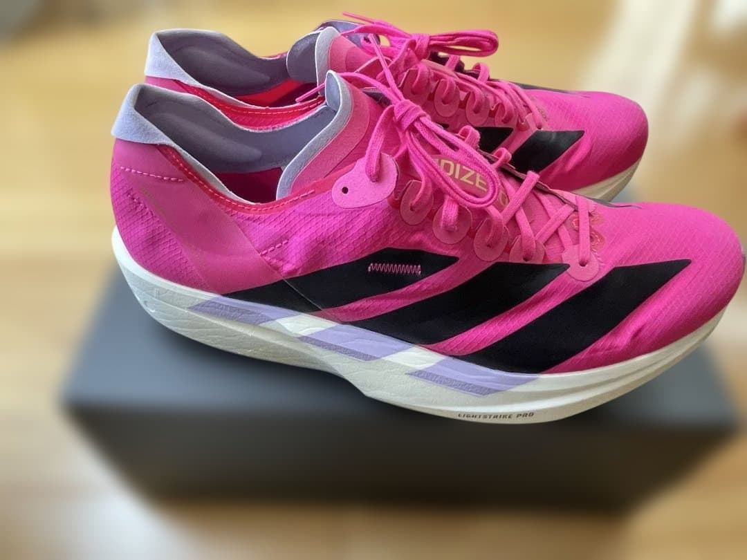 【ふわふわ】アディゼロ タクミ セン 11 27.0cm