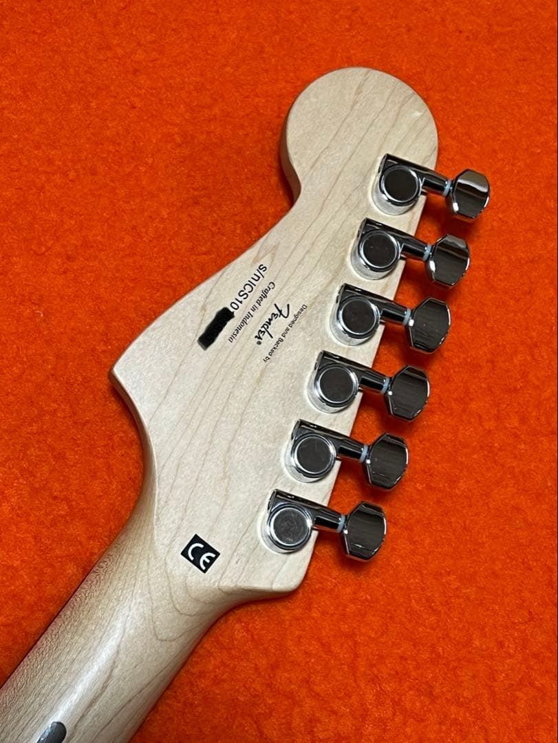 美品 Squier スクワイヤ サイクロン CYCLONE /ミディアムスケール