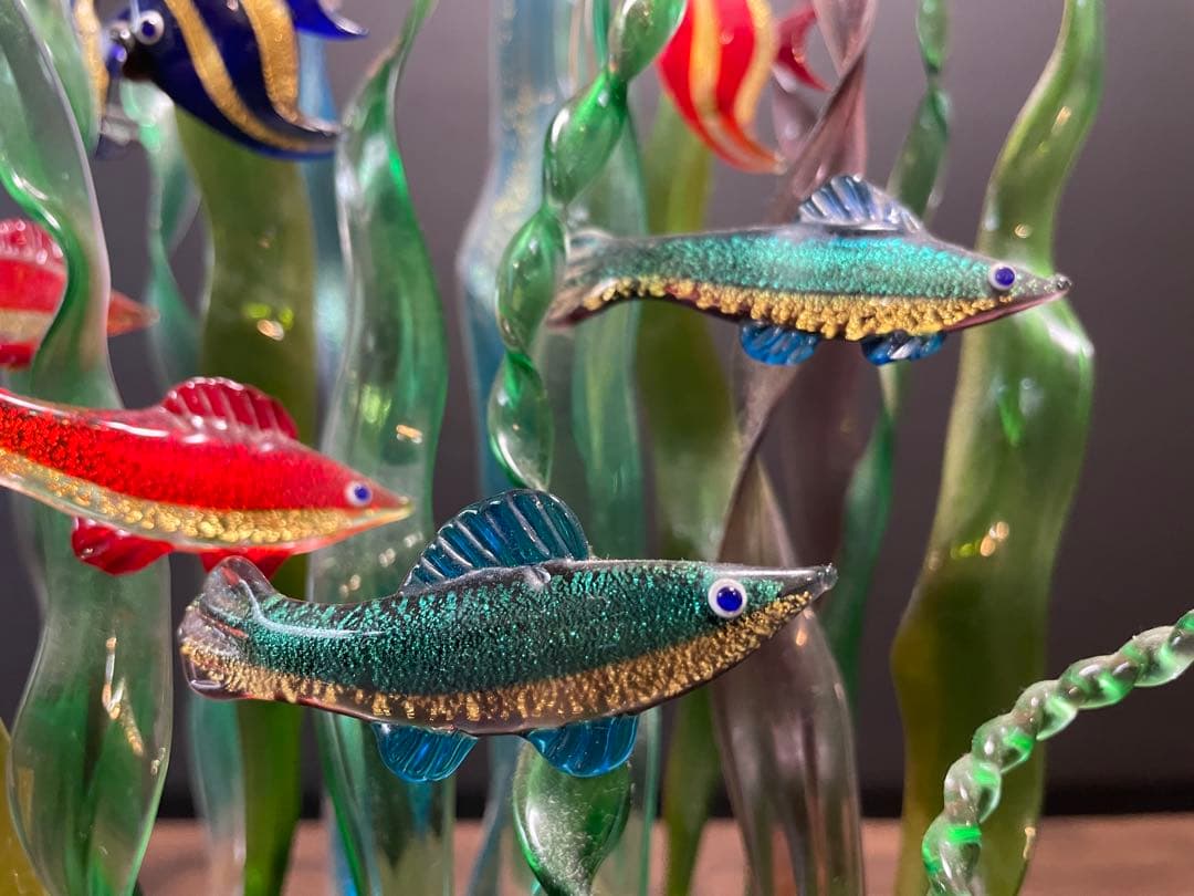 【中澤研一郎】作　ガラス工芸　熱帯魚　置物／ガラスケース付