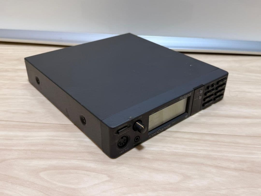 Roland MIDIインターフェース SOUND Canvas SC-55