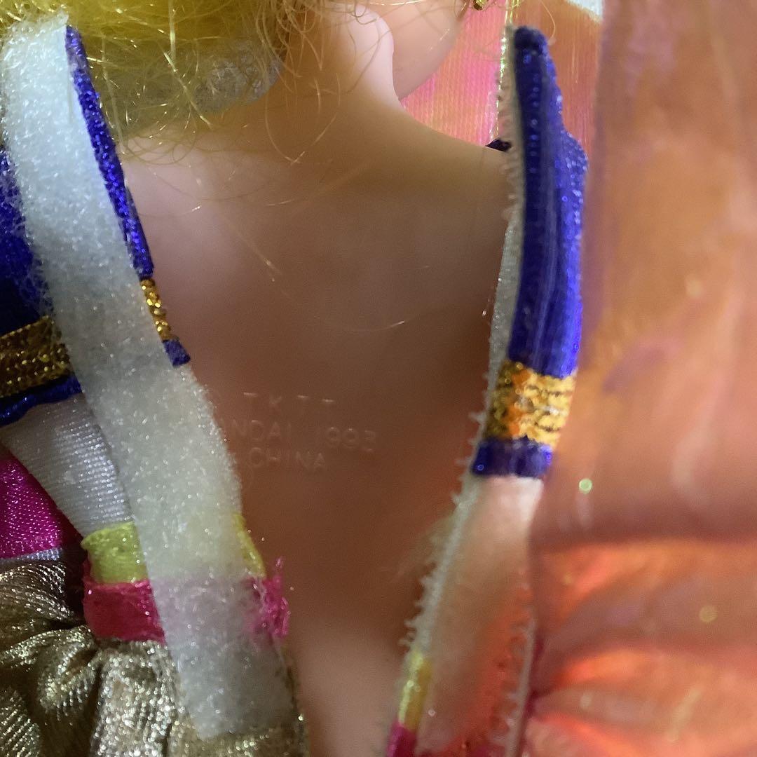 美少女戦士セーラームーン　エターナルセーラームーン　着せ替え人形