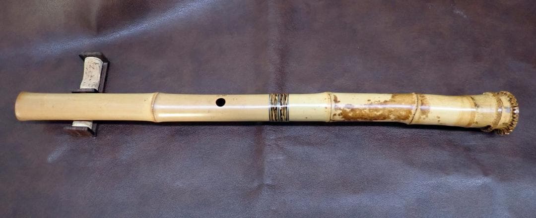 尺八 中西竹峯氏作 秀峯銘 琴古流 一尺九寸 長さ58cm 銀三線籐巻き