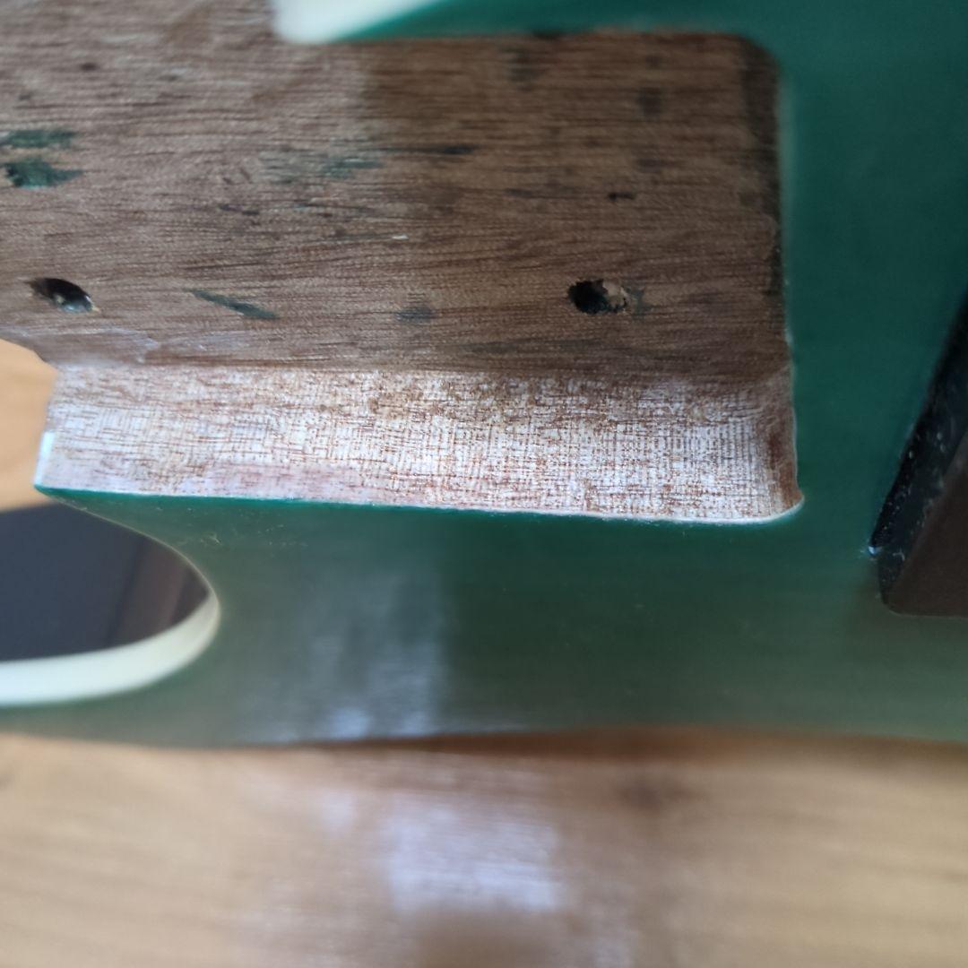 ヘッドレス ギター