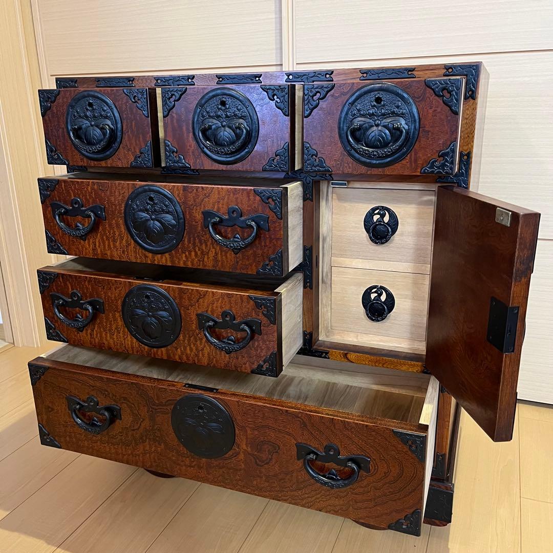 岩谷堂 箪笥 中型タンス 車箪笥 No.218 南部鉄器金具 鍵付き