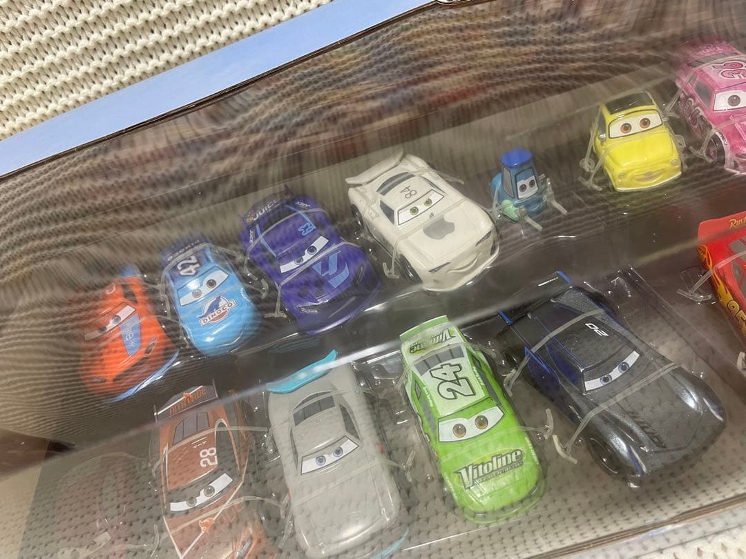 未開封　カーズ　メガフィギュアセット